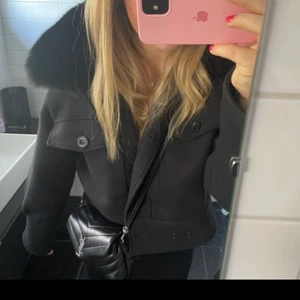 Meotine jacka  - Säljer min meotine jacka som jag haft i tre veckor då jag vill köpa en annan färg i strl S/M 🥰 bara och skriva för fler bilder ❤️