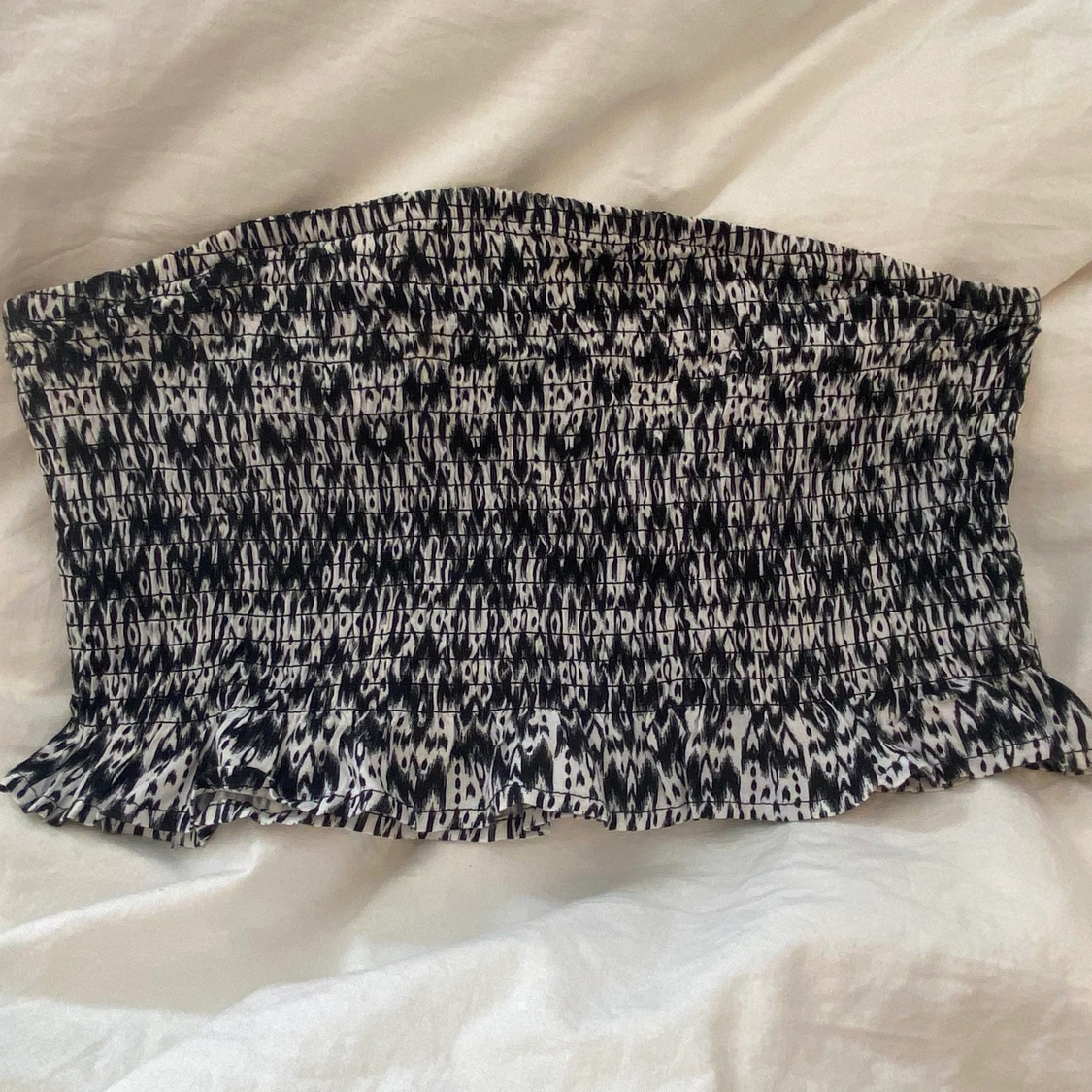 En fin kort topp från h&m i storlek 42 - 90