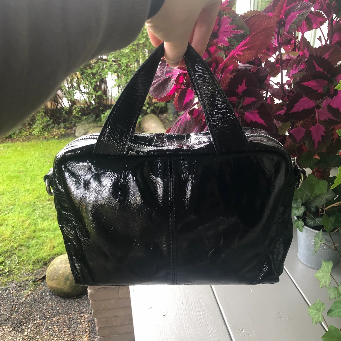 Nunoo Glossy Donna Bag - 90