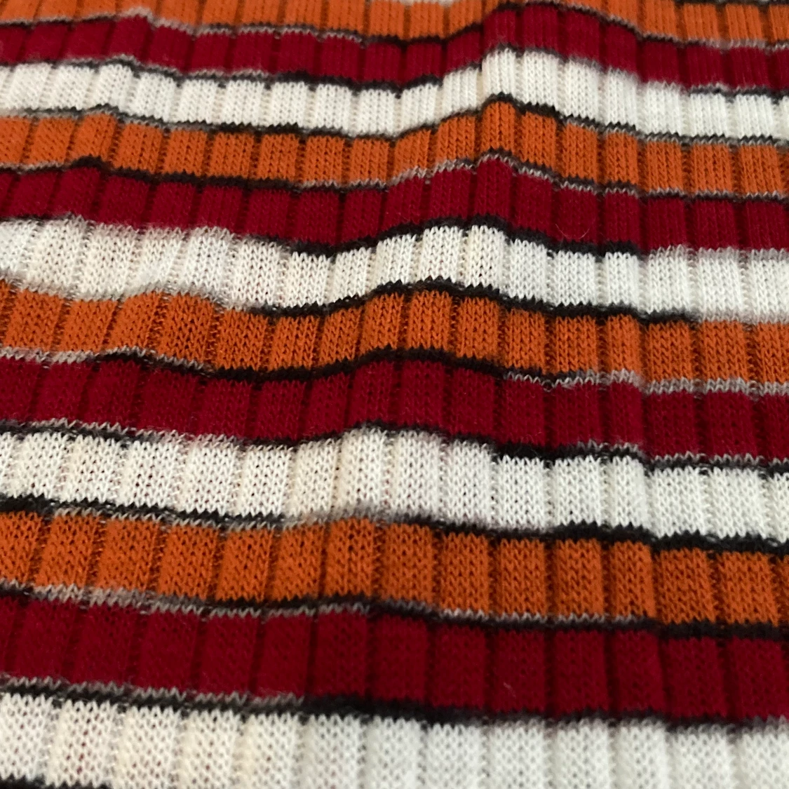 Tunn randig polotröja - 91