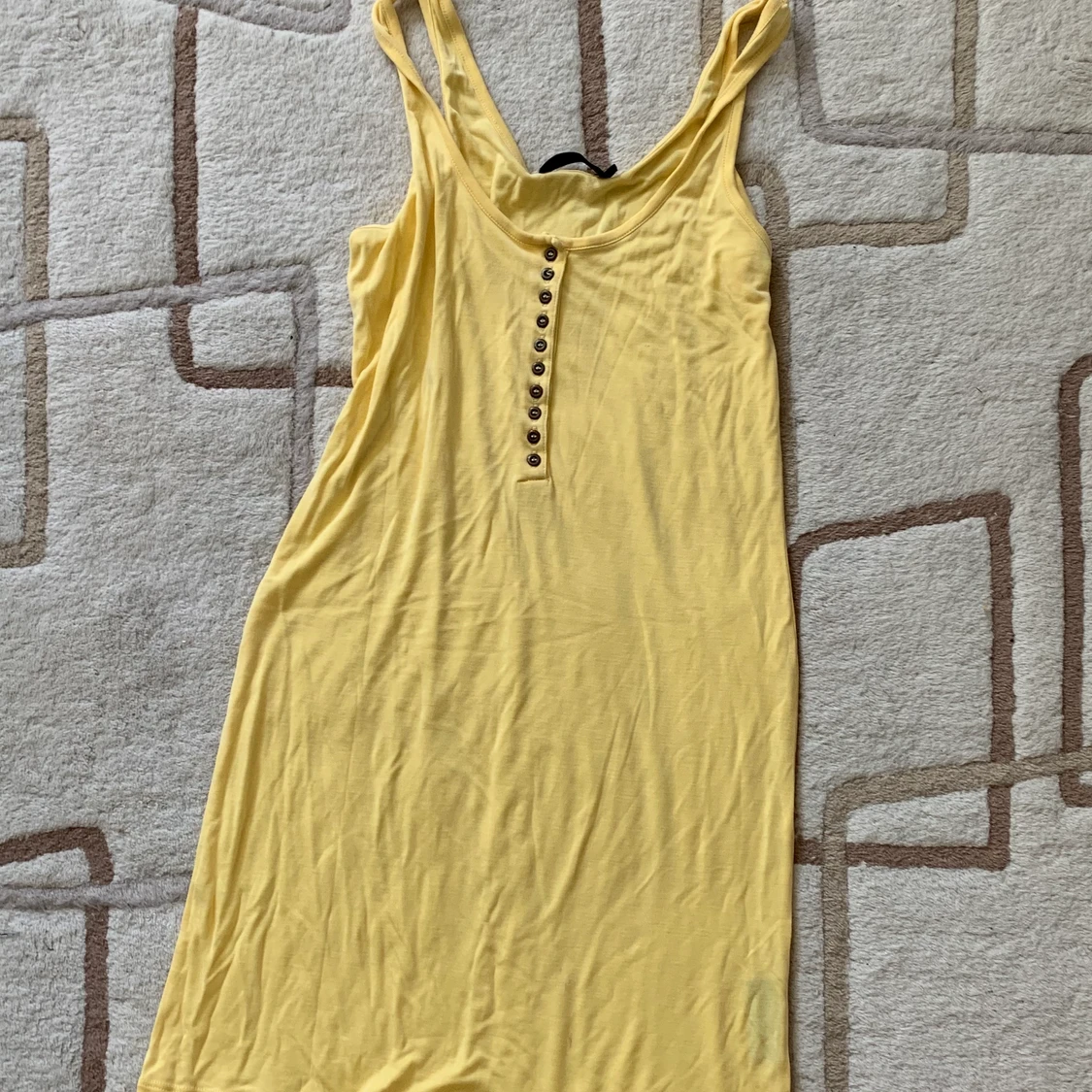 Filippa K gul klänning  - 90