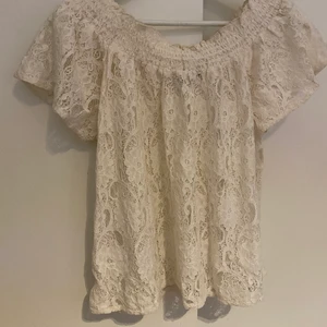 Topp i storlek S - Topp i storlek S