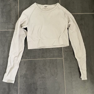 Aimn tröja - Träningströja från Aim’n i storlek M, använd en gång.