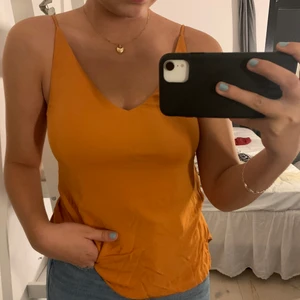 Gulligt linne - Fint linne ifrån Hm som tyvär inte längre kommer till användning, den är i storlek ca, 40+66kr 