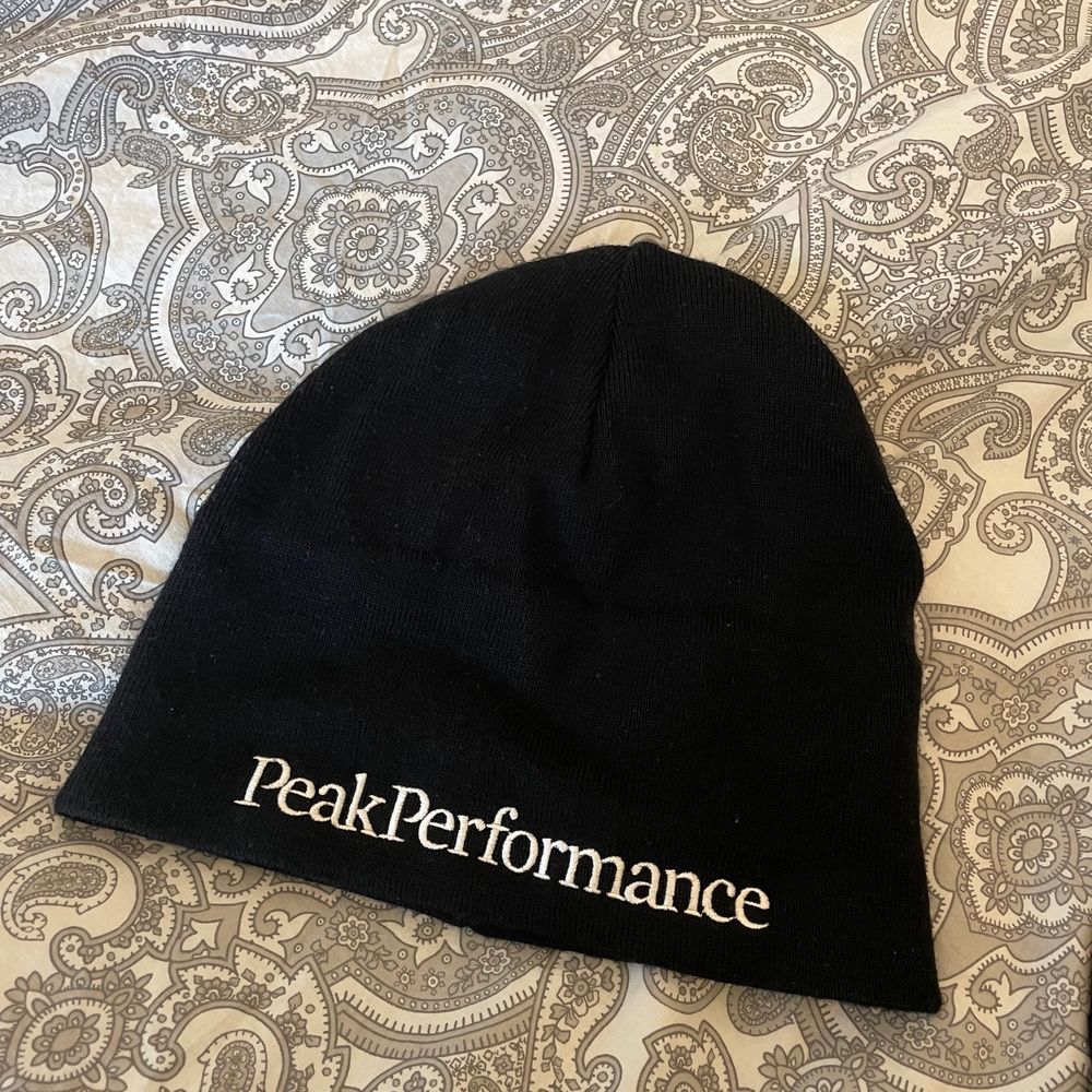 Peak performance mössa | Plick Second Hand