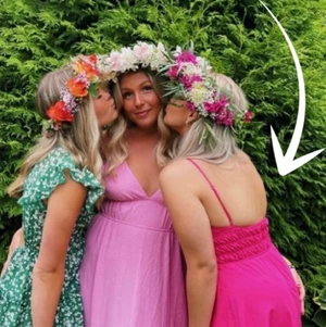 Rosa långklänning  - SLUTSÅLD klänning från zara!! Super fin rosa färg och klänning!! Denna klänningen är bara använd en gång, därmed inga slitningar alls, helt som nu 