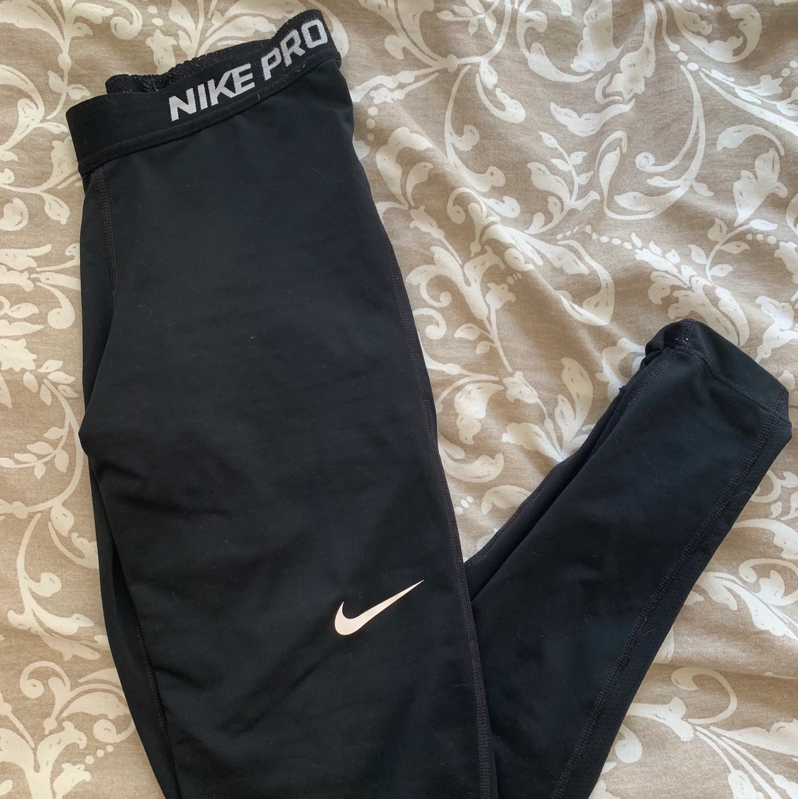 nike pro träningstights strl XS - 90