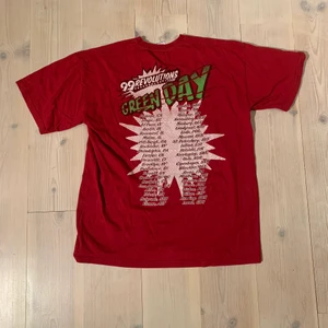 Vintage Green Day tour T-shirt 1999 - Från deras tour 1999!, Skick 8/10 lite urtvättad, storlek M true to size