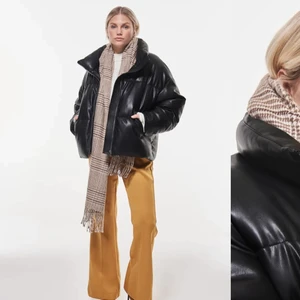 Vinterjacka i skinn, Gina tricot str S.  - Vinterjacka i skinn från Gina tricot i storlek S. Passar dock både mindre och större storlekar. Köptes förra året för 899 kronor. I nyskick :) 