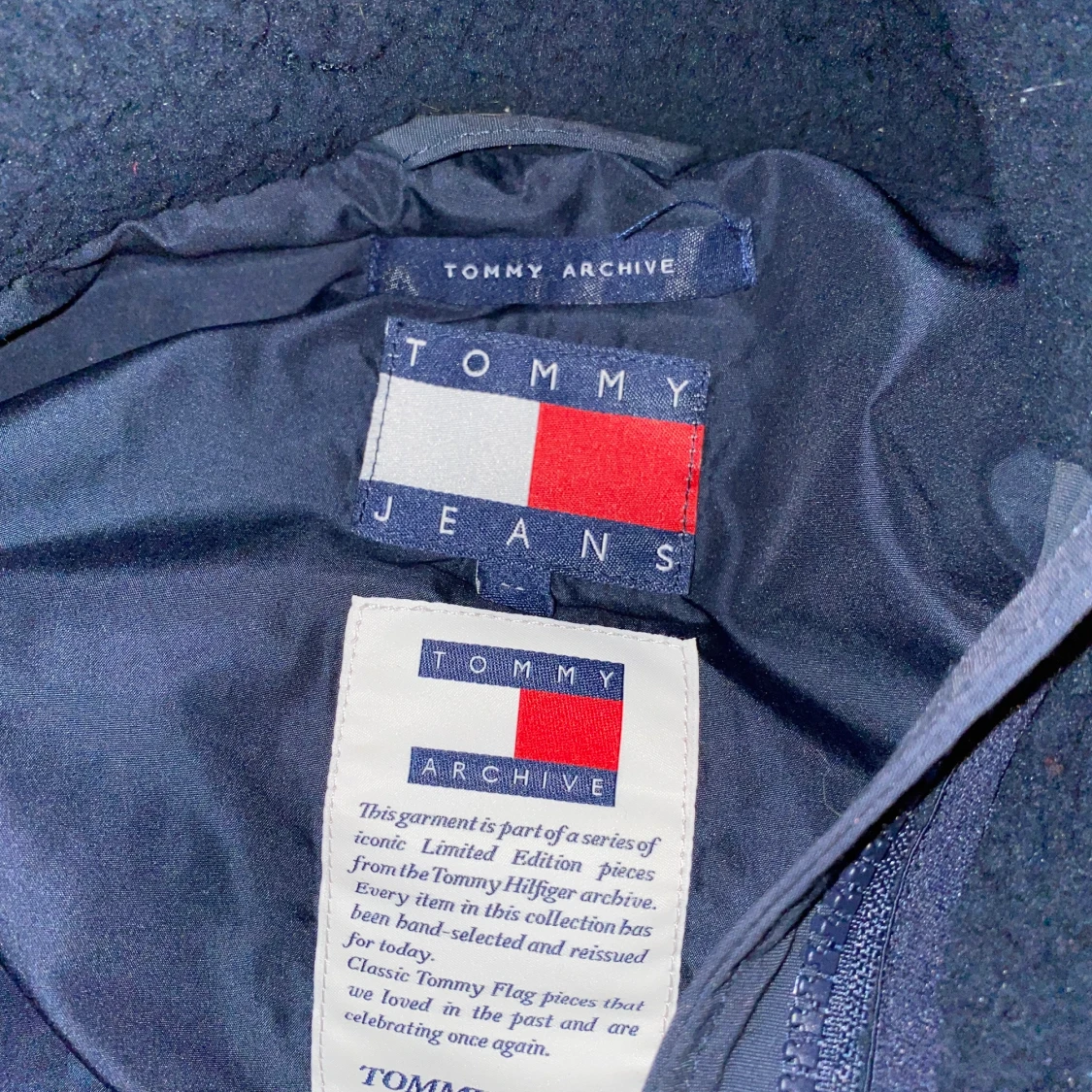 Tommy Hilfiger tröja storlek M - 91