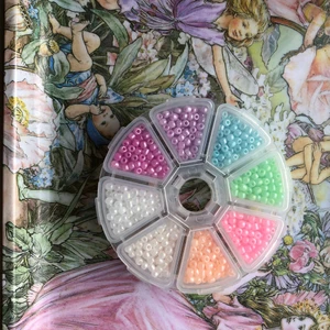 Pastel pärlor  - Säljer mina fina pastel färgade pärlor. Köpta på panduro men aldrig kommit till användning för mig💕💕