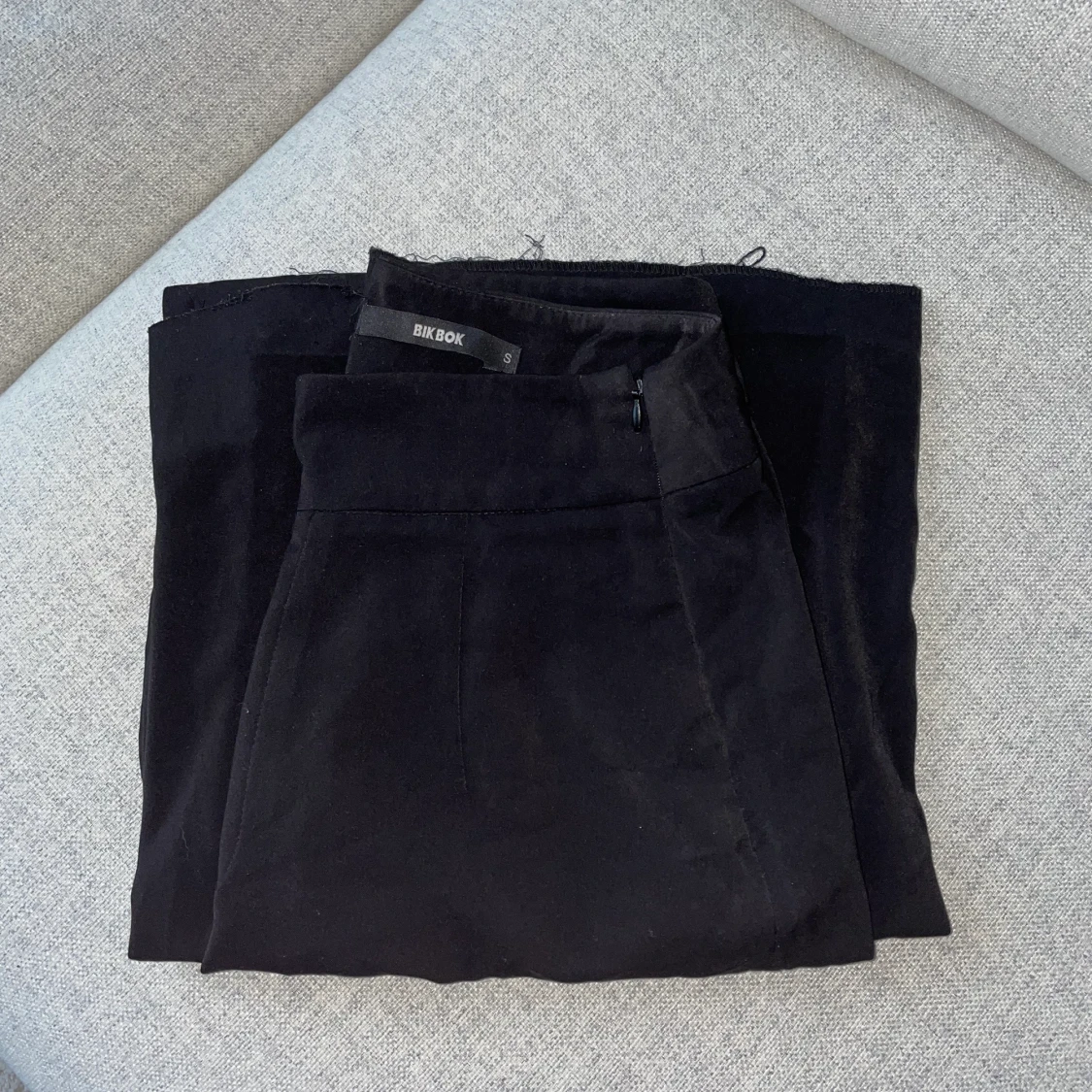 Kostymbyxa svart och vit  - 90