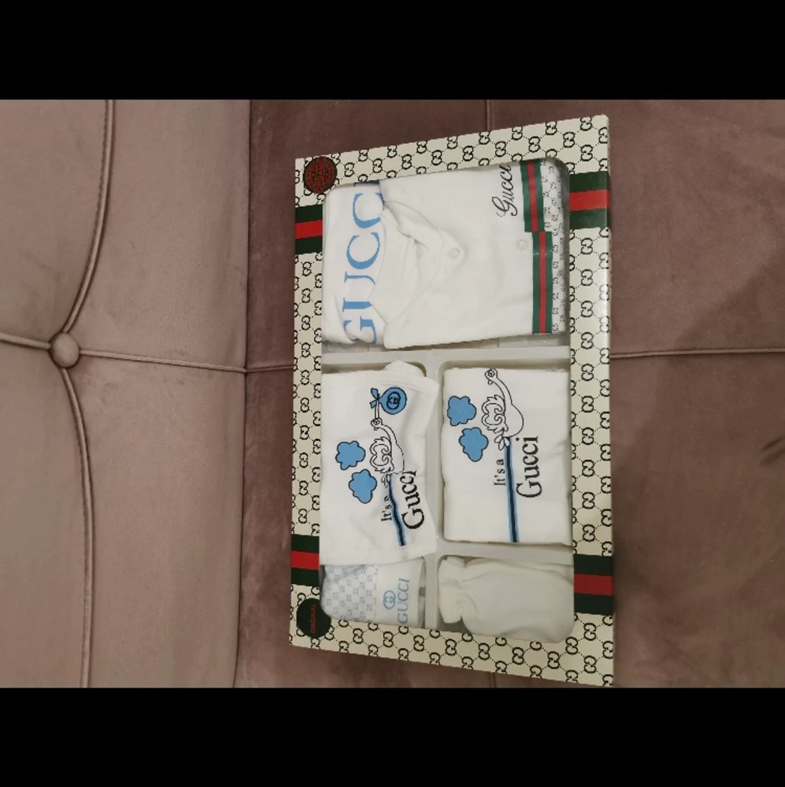 Märkes babyboxar för nyfödda - 90