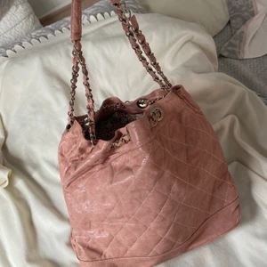 Väska  - Fint skick, knappts använd! 220kr ink frakt 🥰🥰