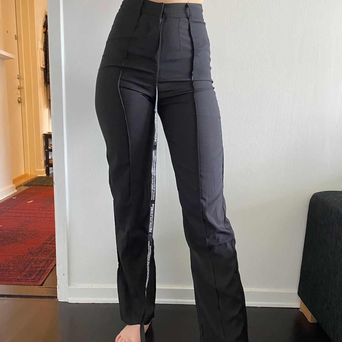 Kostymbyxor med detalj