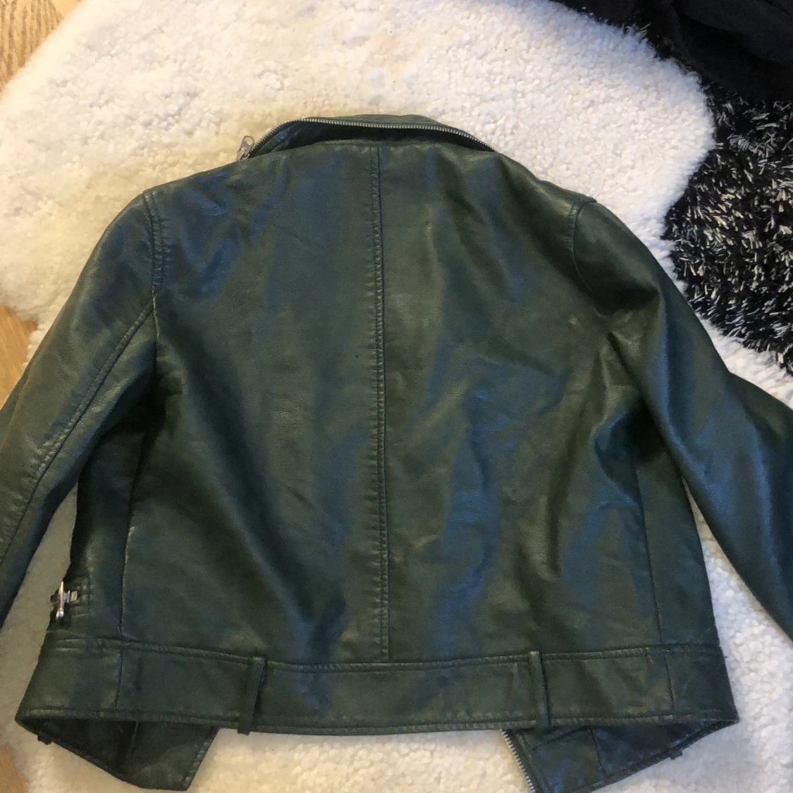 Zara basic skinnjacka i mörkgrön - 91