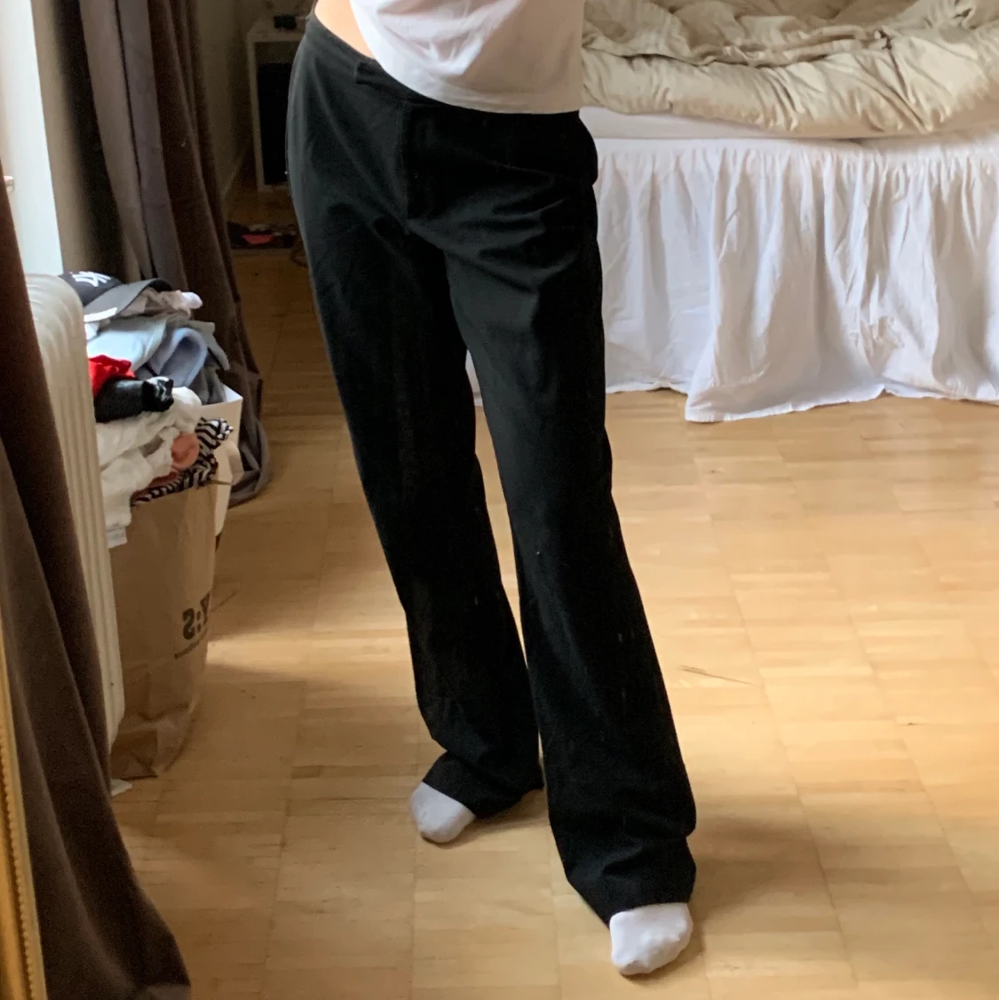 Svarta kostymbyxor 
