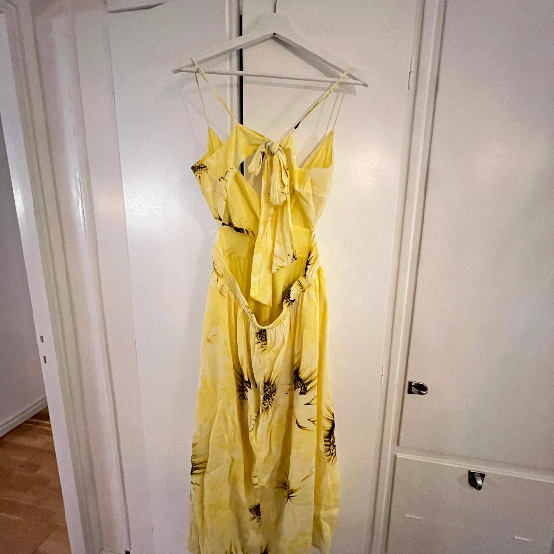 Sommarklänning i omlottmodell  - 90