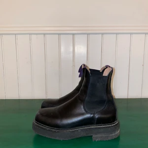 Eytys boots  - Säljer mina fina eytys boots 