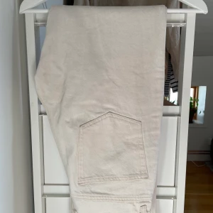 Weekday jeans beige - Storlek: w27 l32 