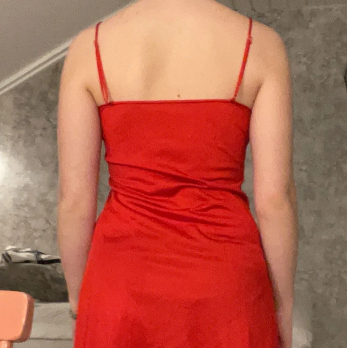 Röd klänning  - 90