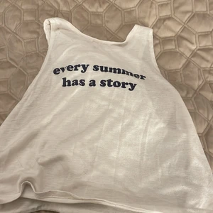 Ett linne  - Ett linne som är kortare 