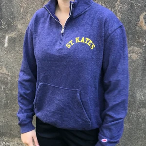 Vintage sweatshirt  - Vintage sweatshirt storlek S. Kom gärna med bud i kommentarerna 