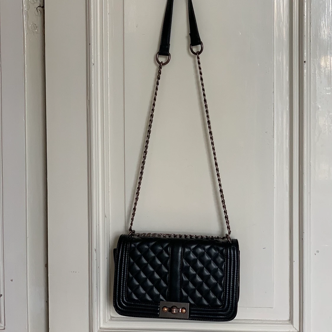 Handväska från Gina tricot  - 90