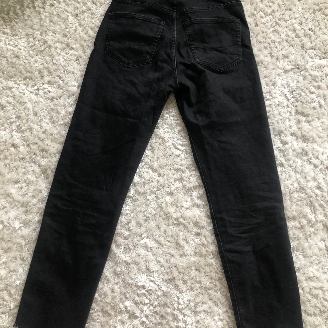 Svarta raka jeans, storlek 36 - 91