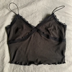 Spetslinne - Svart spetslinne från shein i strl s❤️