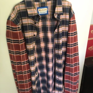 Acne studios rebuil flannel - Size L (passar M), grymt skick! Clean skjorta passar till det mesta