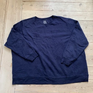 ”jms” vintage tjocktröja - Nice tröja i storlek L. Skick: 8/10. Bra baggy passform, perfekt inför starten av det varma vädret👕