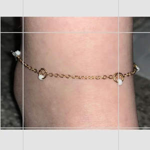 💗Fotkedja och Armband 💗 - Här är min fotkedja och Armband som matchar💗 så fina fotkedja kostar 20kr och Armbandet koster 25kr💗  från 12 kr frakt😁 fotkedjan är 19cm och armbandet är  15cm på varje produkt är det olika sklags alternativ som du kan sätta låset i så det blir längre eller kortare    