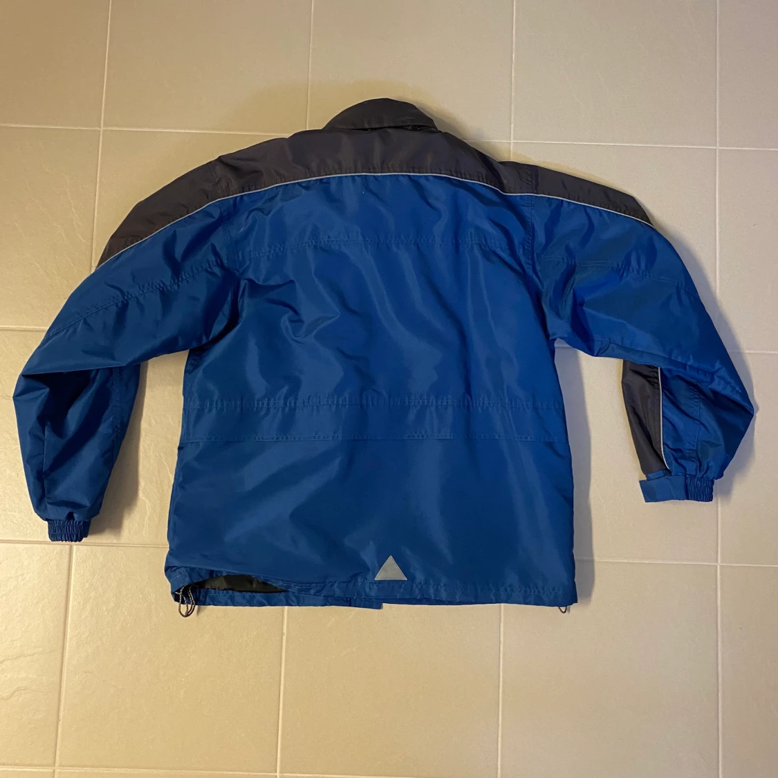 Blå jacka - 91
