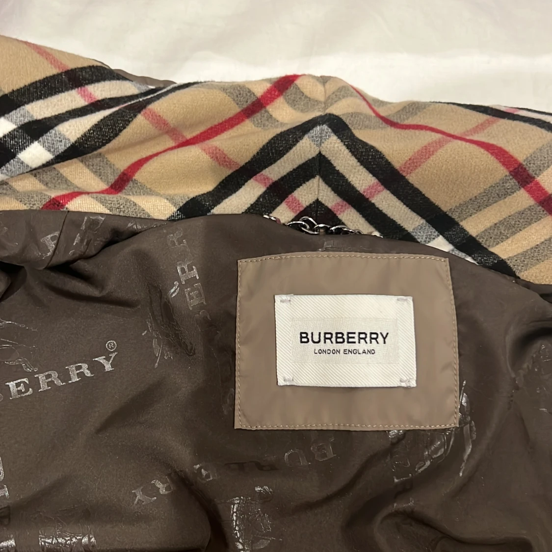 Burberry jacka  - 90