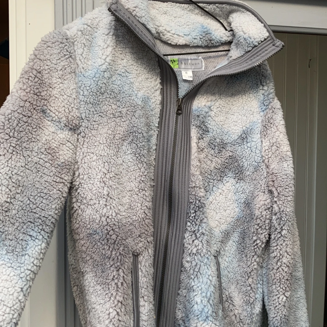 Fluffig fleese jacka  - 90