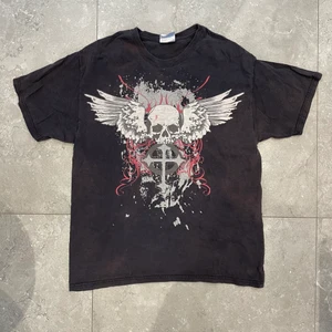 T-shirt  - Cool T-shirt som är köpt i Japan, använd ca 1-2 gånger