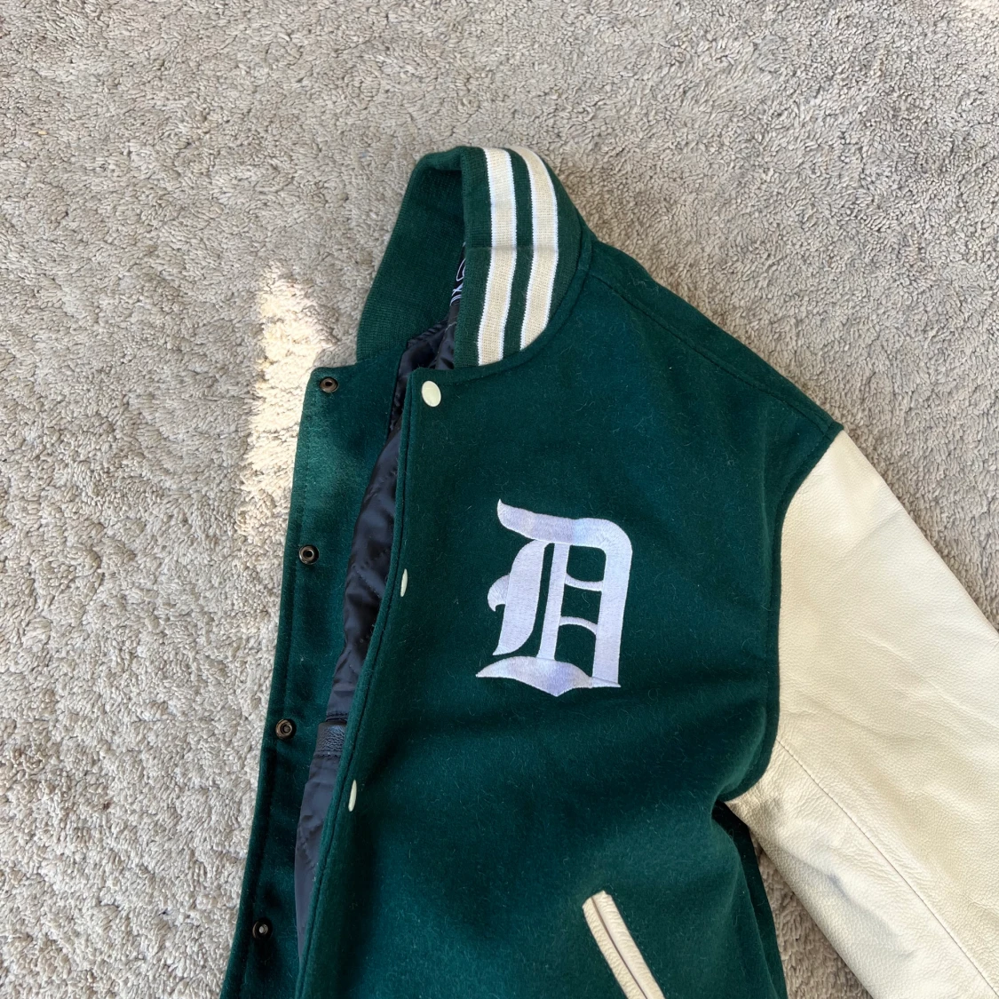 Grön/Vit Collegejacka! - 91