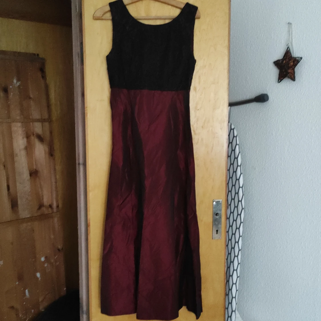 Säljer balklänning  - 90