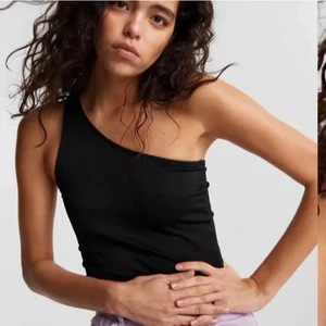 Linne - Linne från gina💞🙌🏼storlek Xs som ny!! 70kr 