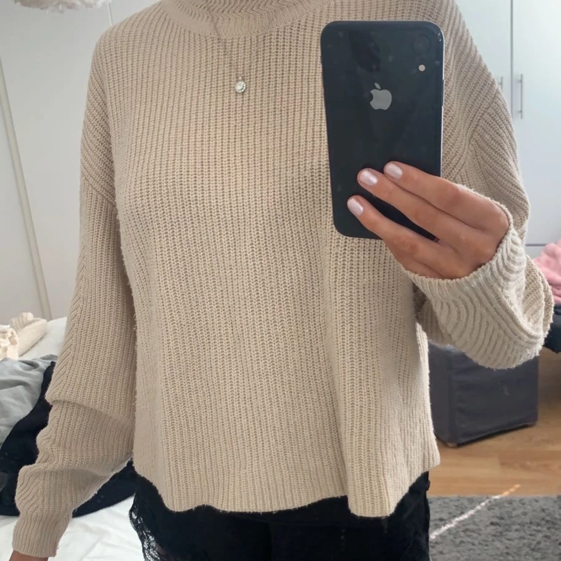 Beige stickad tröja