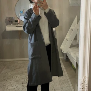 Kappa från H&M i storlek S🤍 - Den passar från stl 34-38