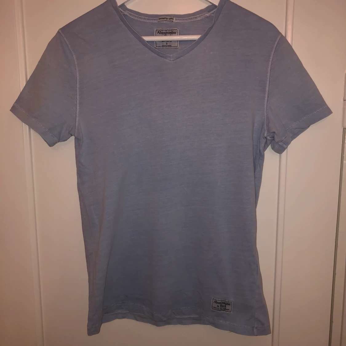 Ljusblå T-shirt - 90