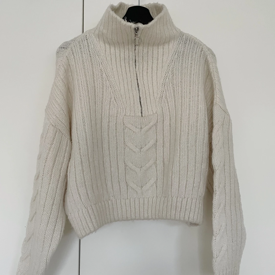 Stickad tröja med zip - 90