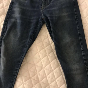 Slandy- zip - Det här är en av mina favorit byxor, men de är lite för stora för min medja. Det är i storlek S. 