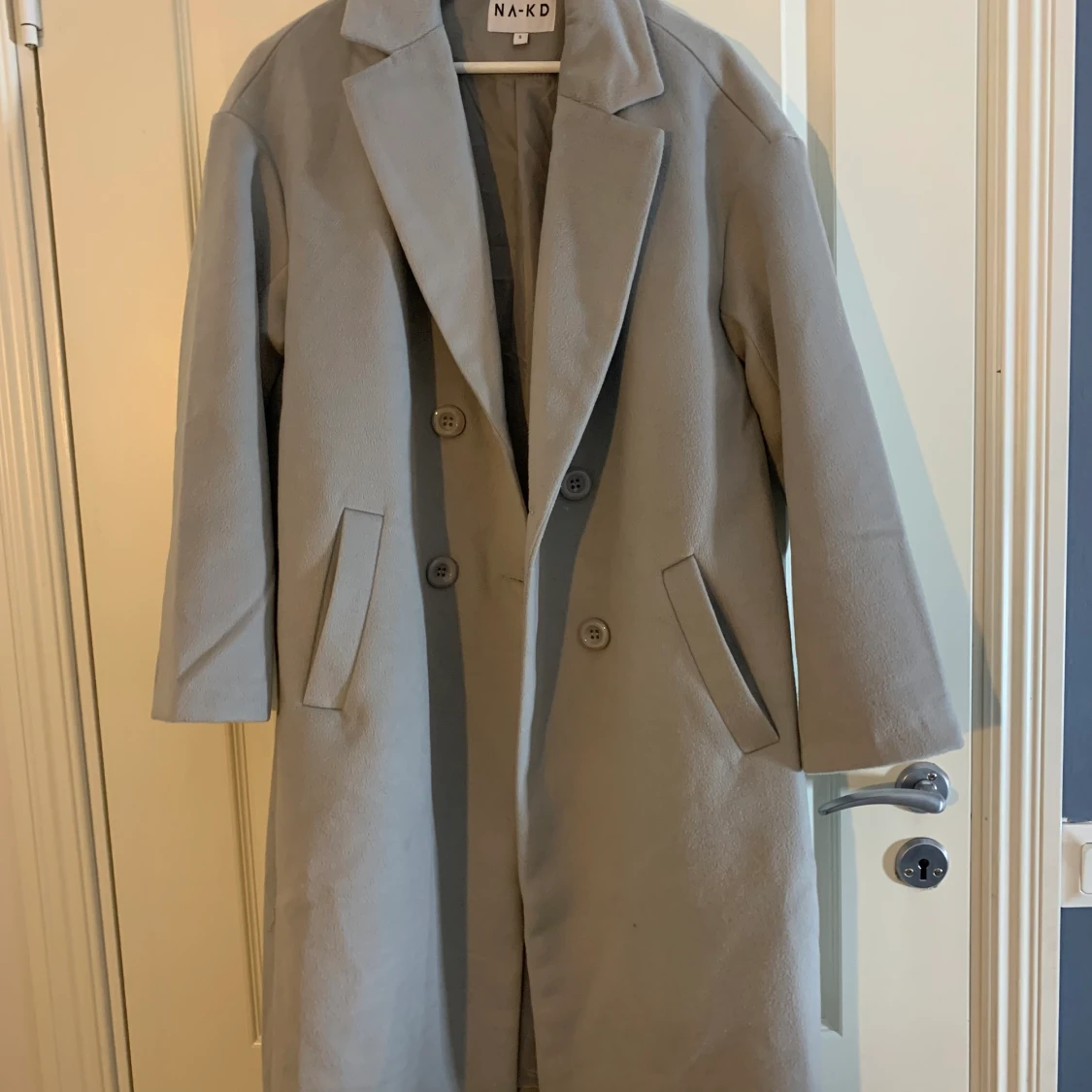 Grå kappa från NaKd strl 36