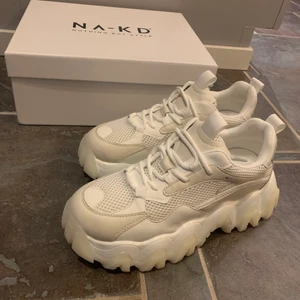 Skor från NA-KD - Helt nya skor från NA-KD strl 40