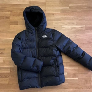 Jacka  - Säljer en fin North Face jacka!💕