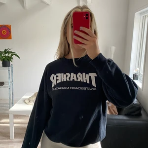 Trasher - Tröja från trasher i storelk M. Den är inte smutsig, det är bara min spegel hehe❤️