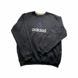 Adidas tjocktröja - Fin och mysig adidas tjocktröja😋